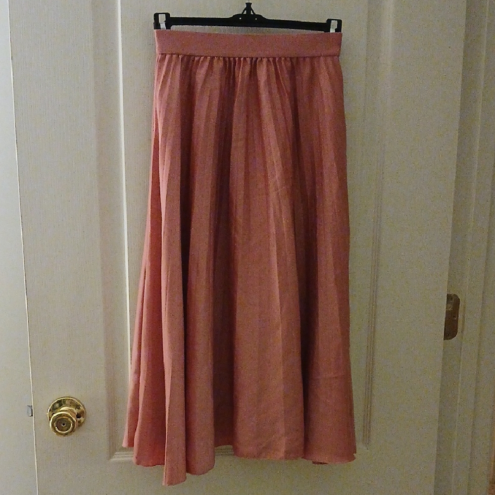 H&M Elegant Pleated Pink Skirt